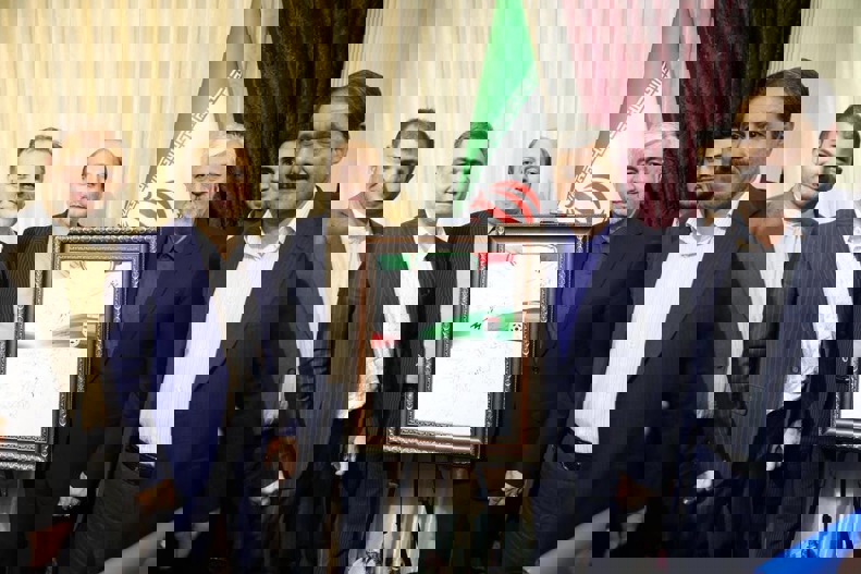 1714042