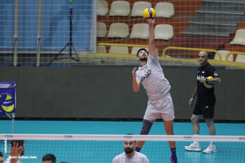 خروج اجباری ملی پوش والیبال از اردو