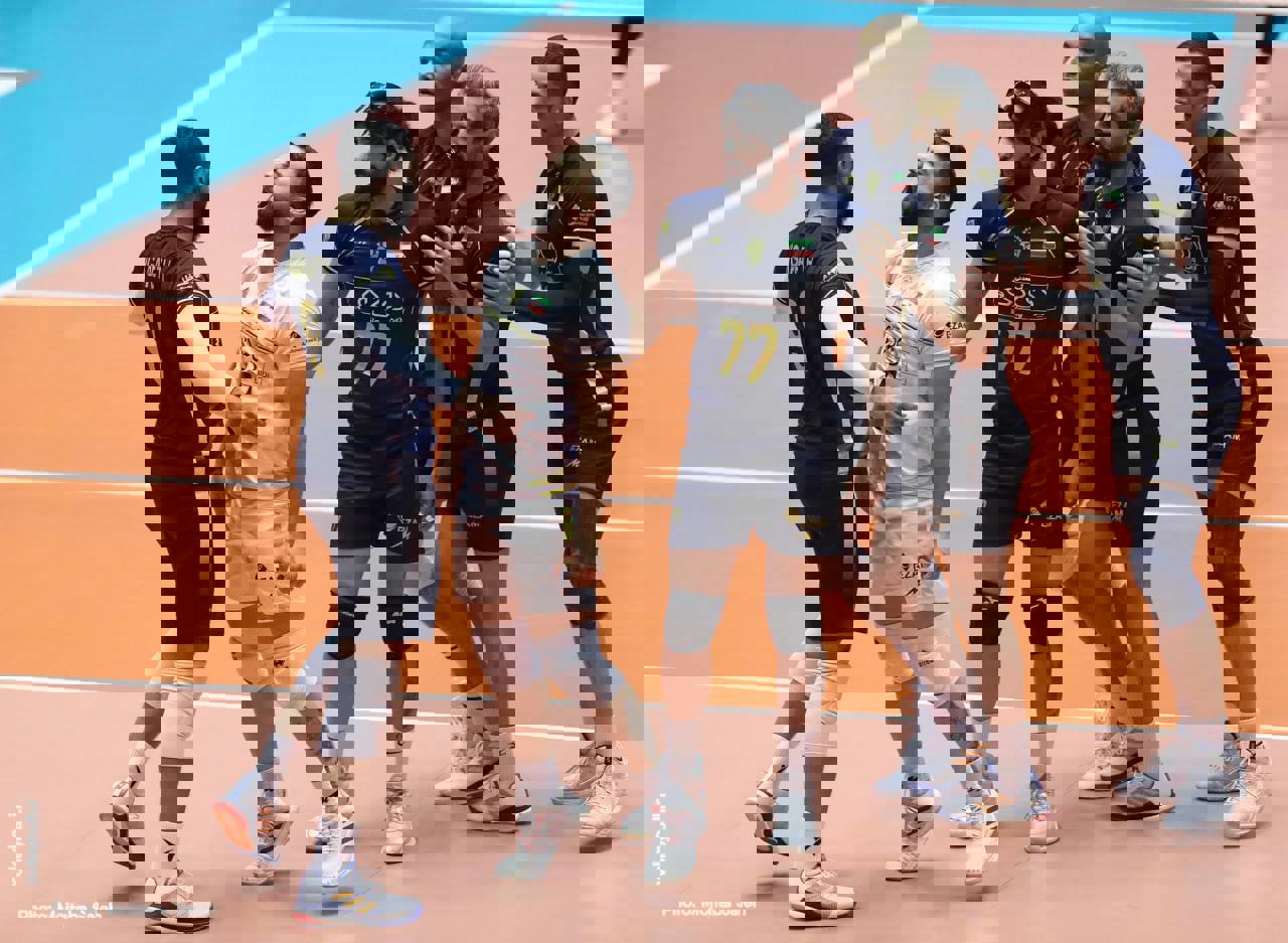 1714699