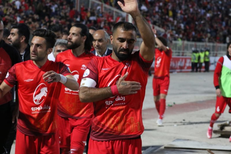 کیانی جانبرکف؛ قهرمان روز پرآشوب