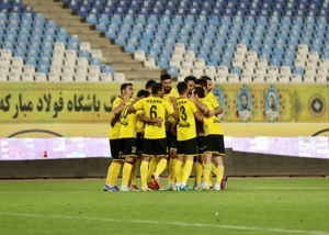 سپاهان 3 شهرخودرو 0؛ سبقت از پرسپولیس