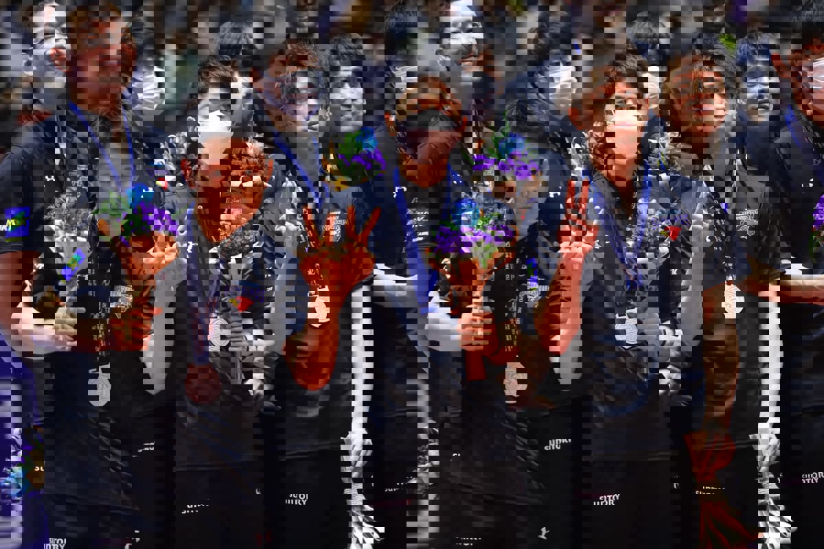 1715109