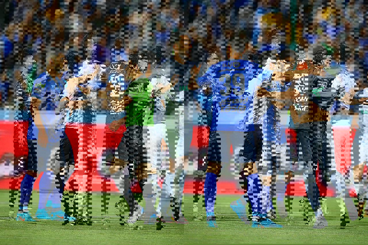 1714913