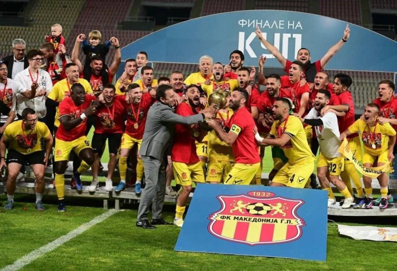 قهرمانی گلر سابق پرسپولیس در جام حذفی مقدونیه