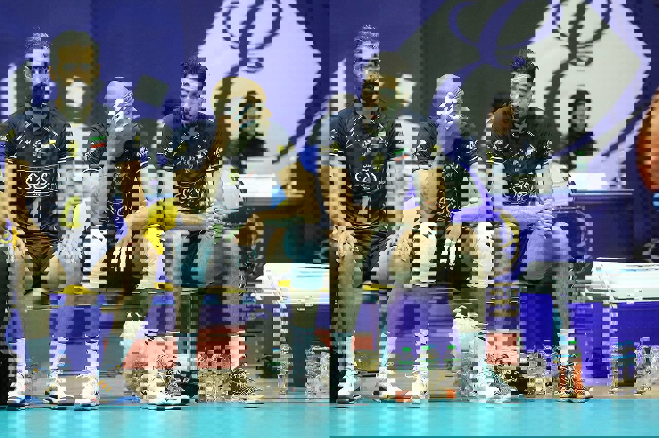 1715216