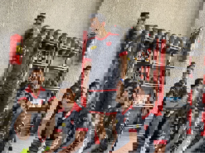 1715319