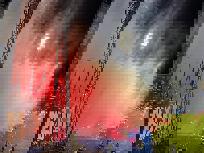 1715344