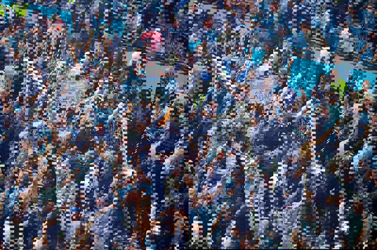 1715681