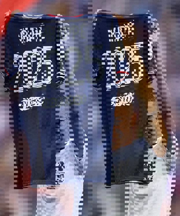 1715458