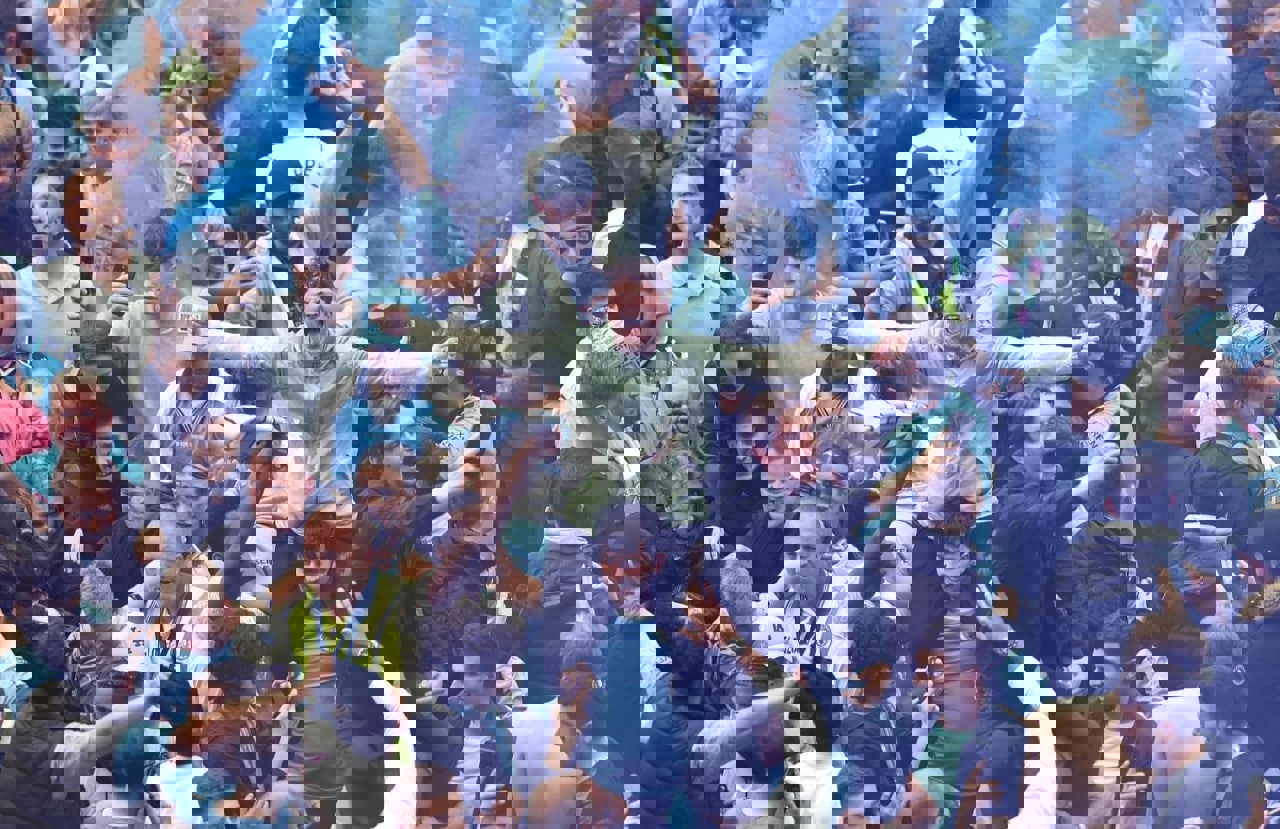 1715604