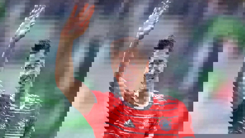 1715773