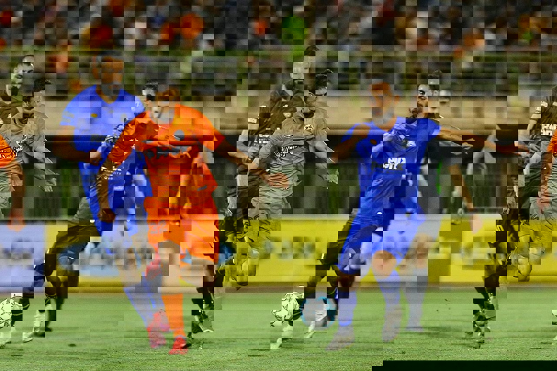 1715769