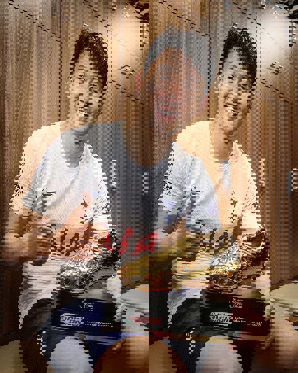 1715824