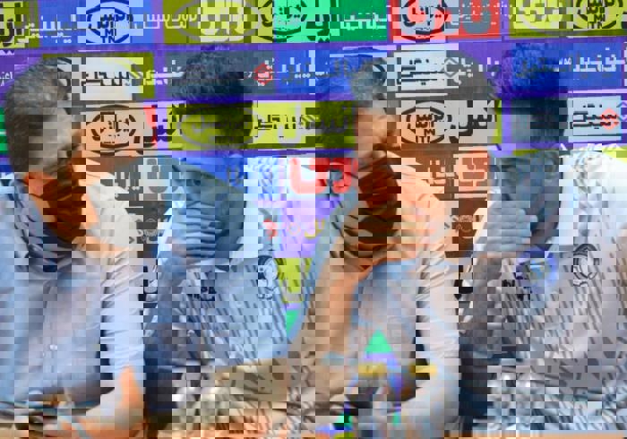 1715834