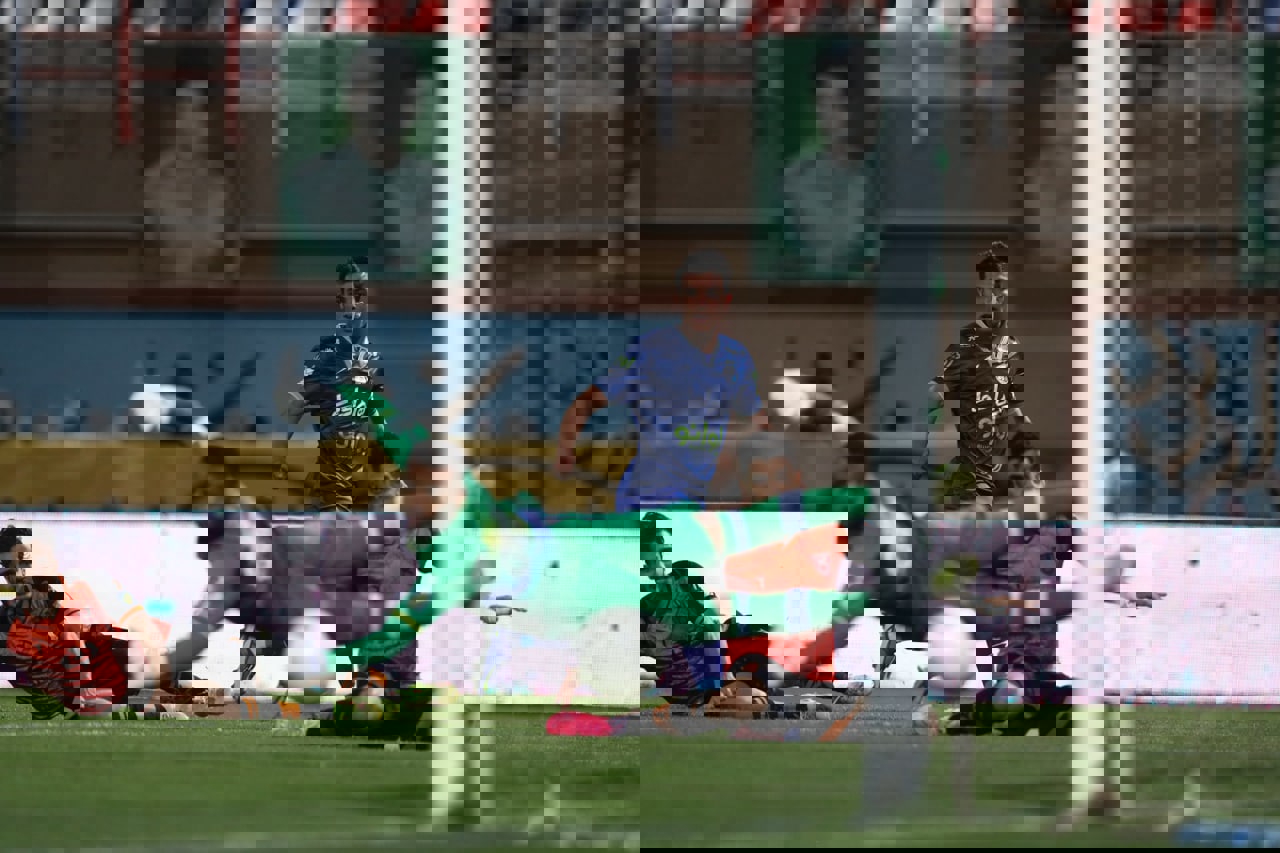 1716506