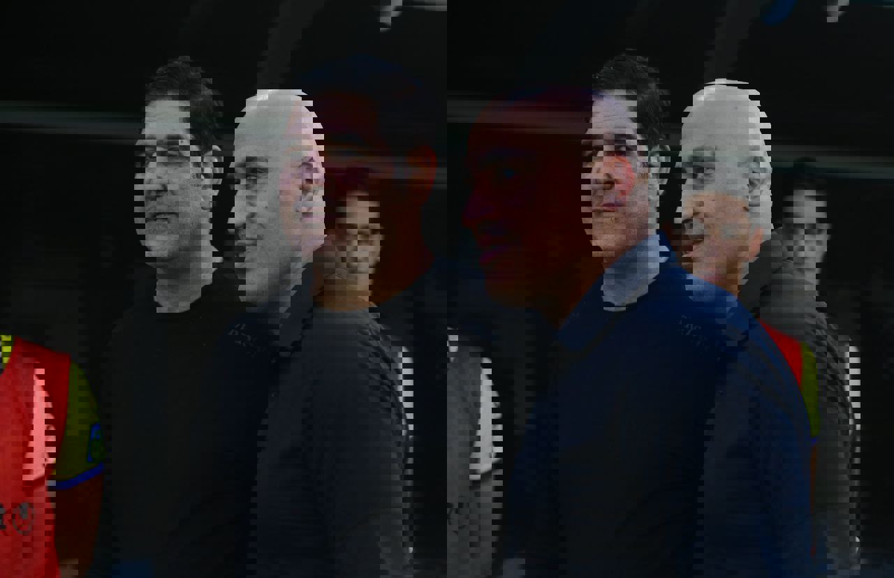 1716529