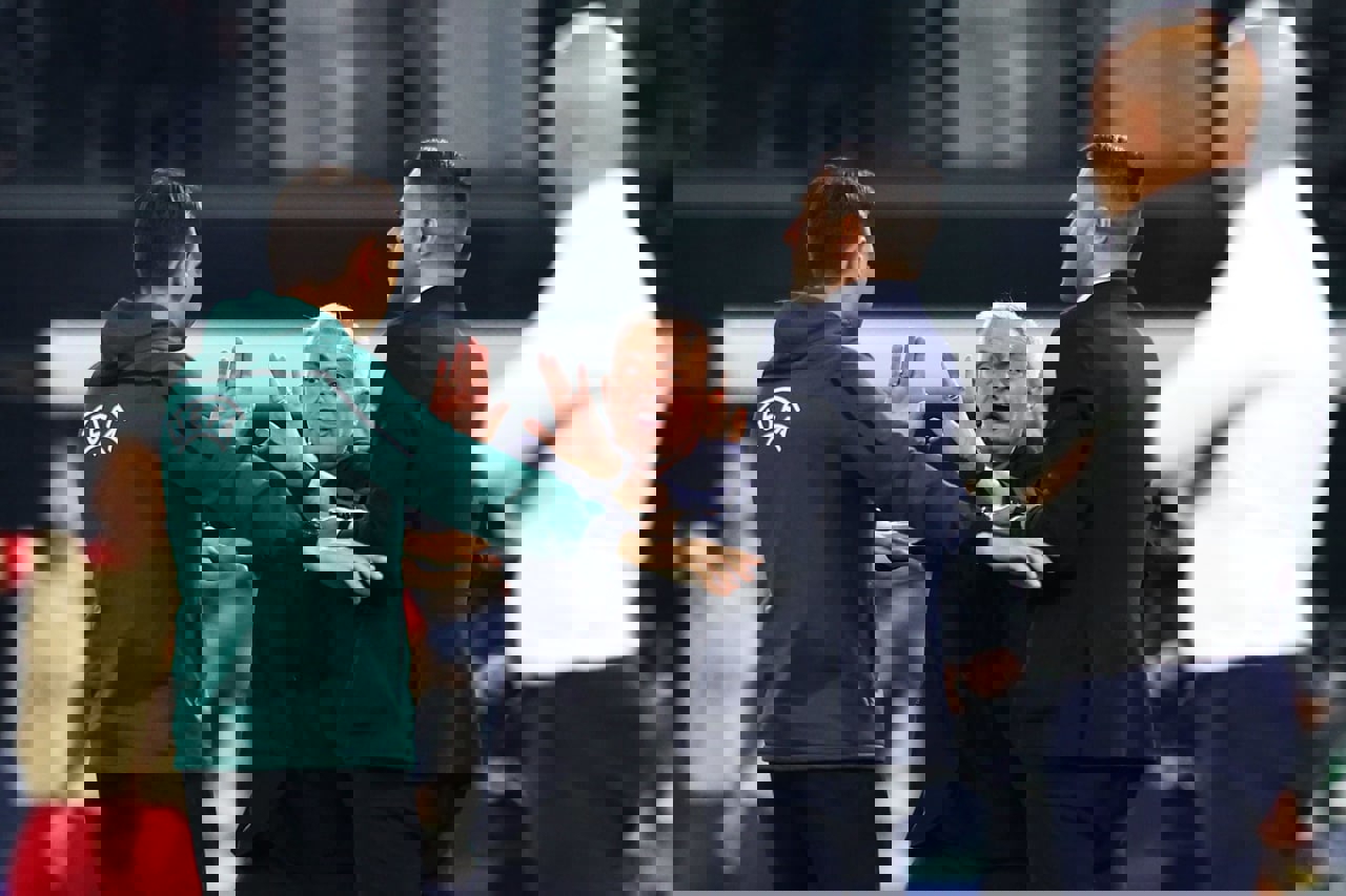 1716568