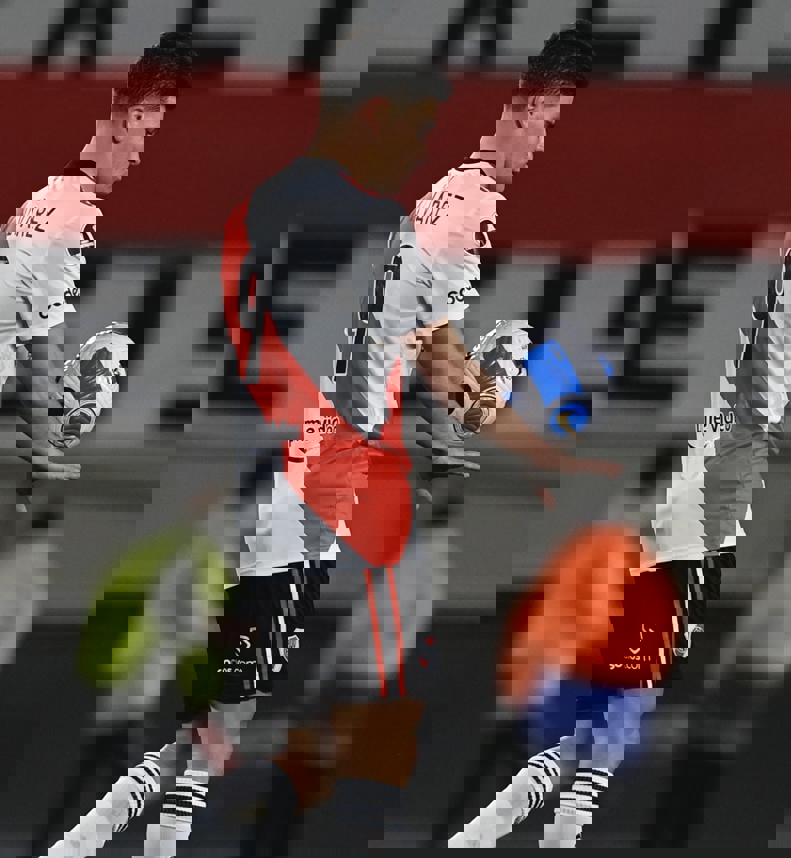1716649