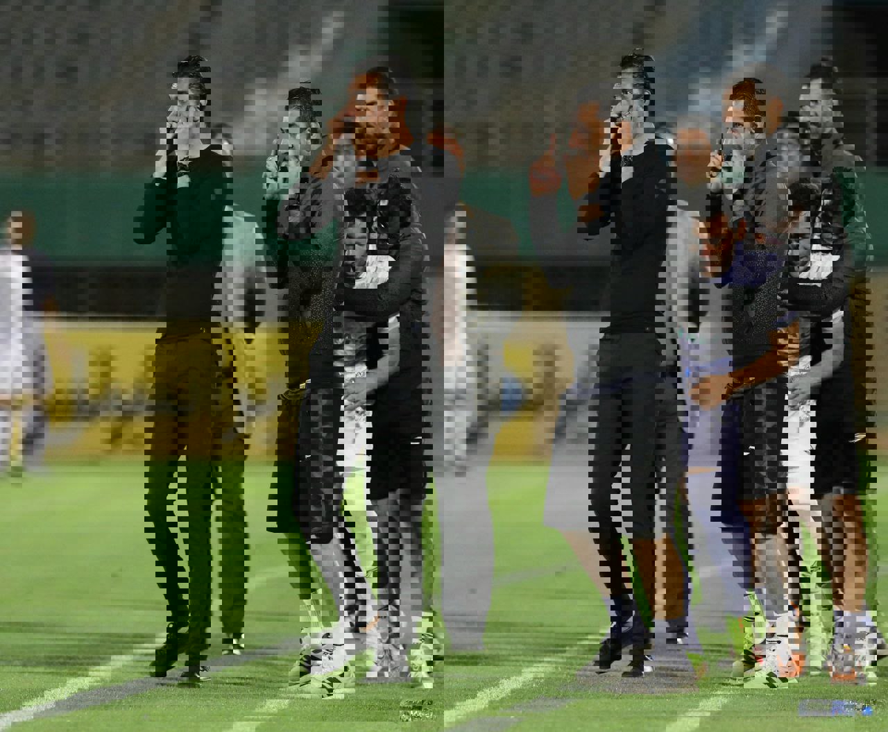 1716758