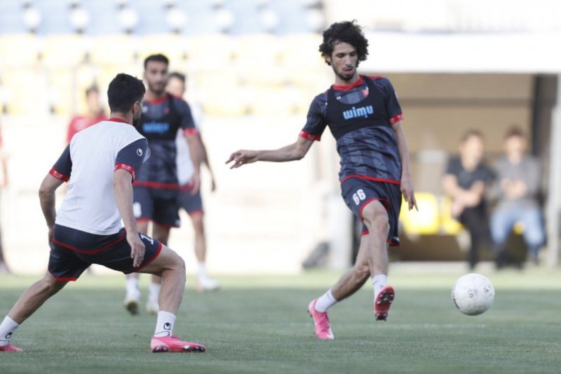 خرید مرتضی و خروج یک مدافع از پرسپولیس!