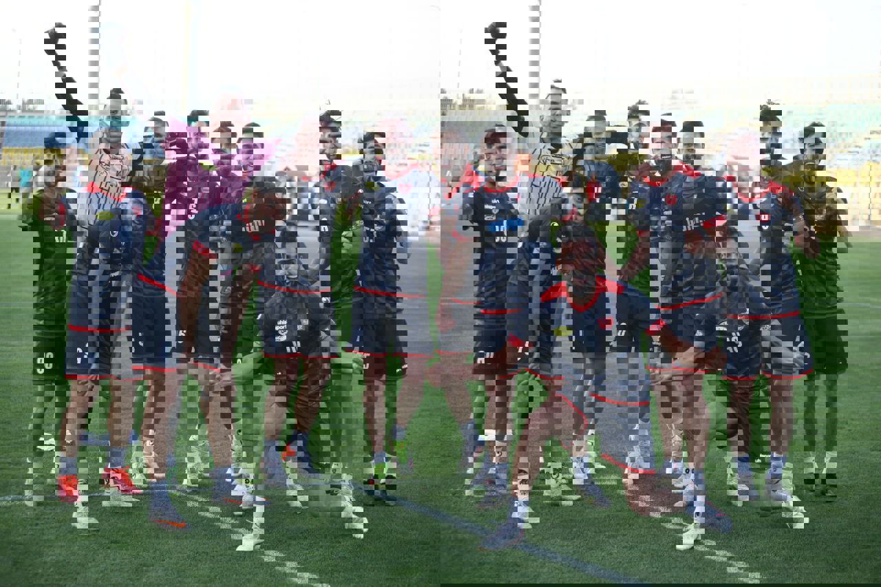 1716779