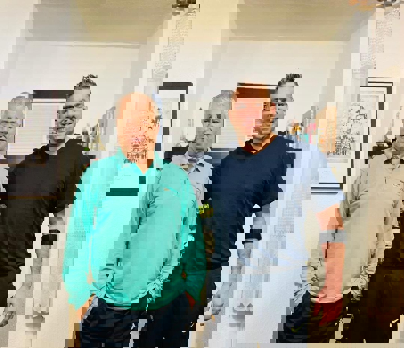 1716941