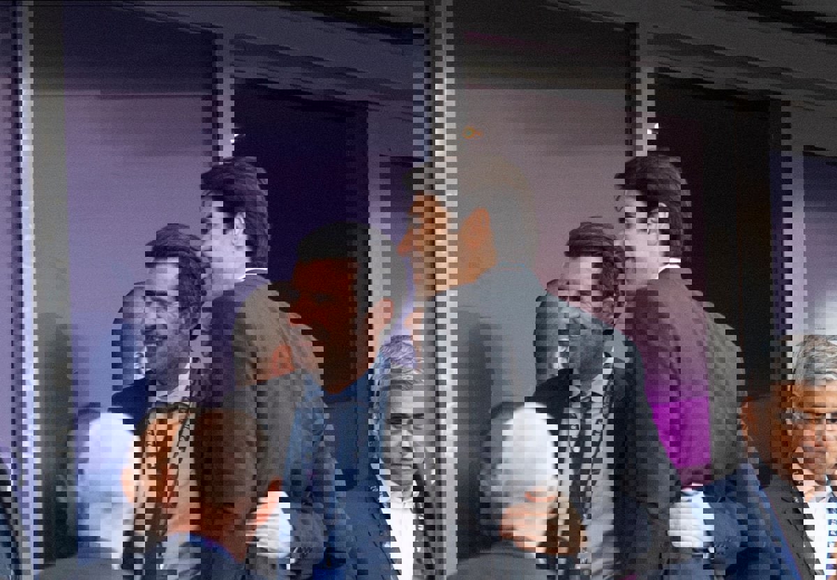 1717273