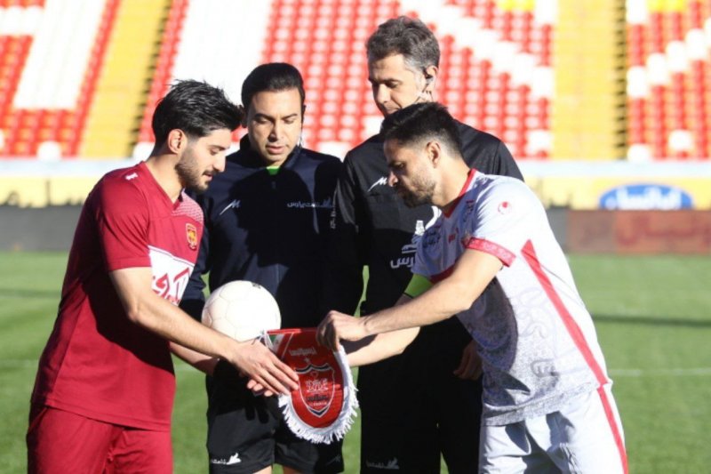 پرسپولیس تکلیف سروته لیگ را روشن میکند