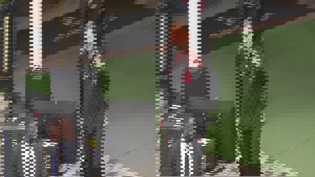 1717548