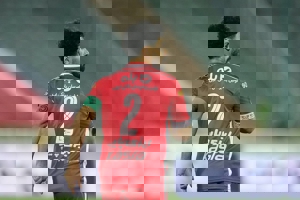 عالیشاه: با پرسپولیس قرارداد دارم