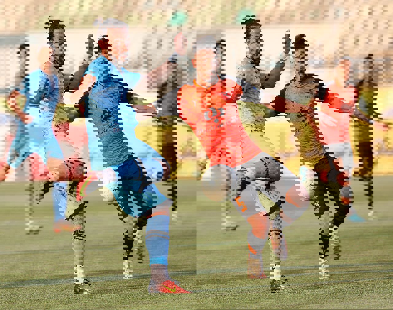 1718025