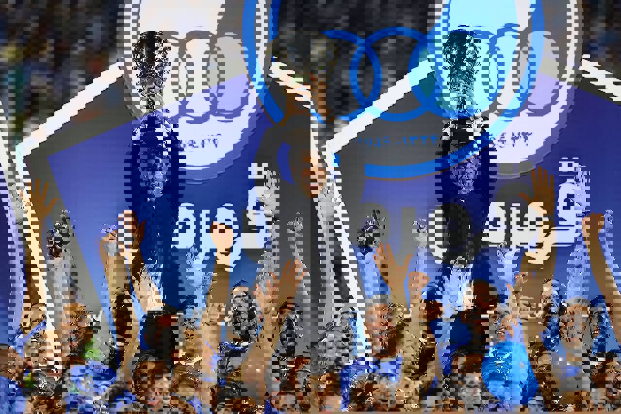 1718118