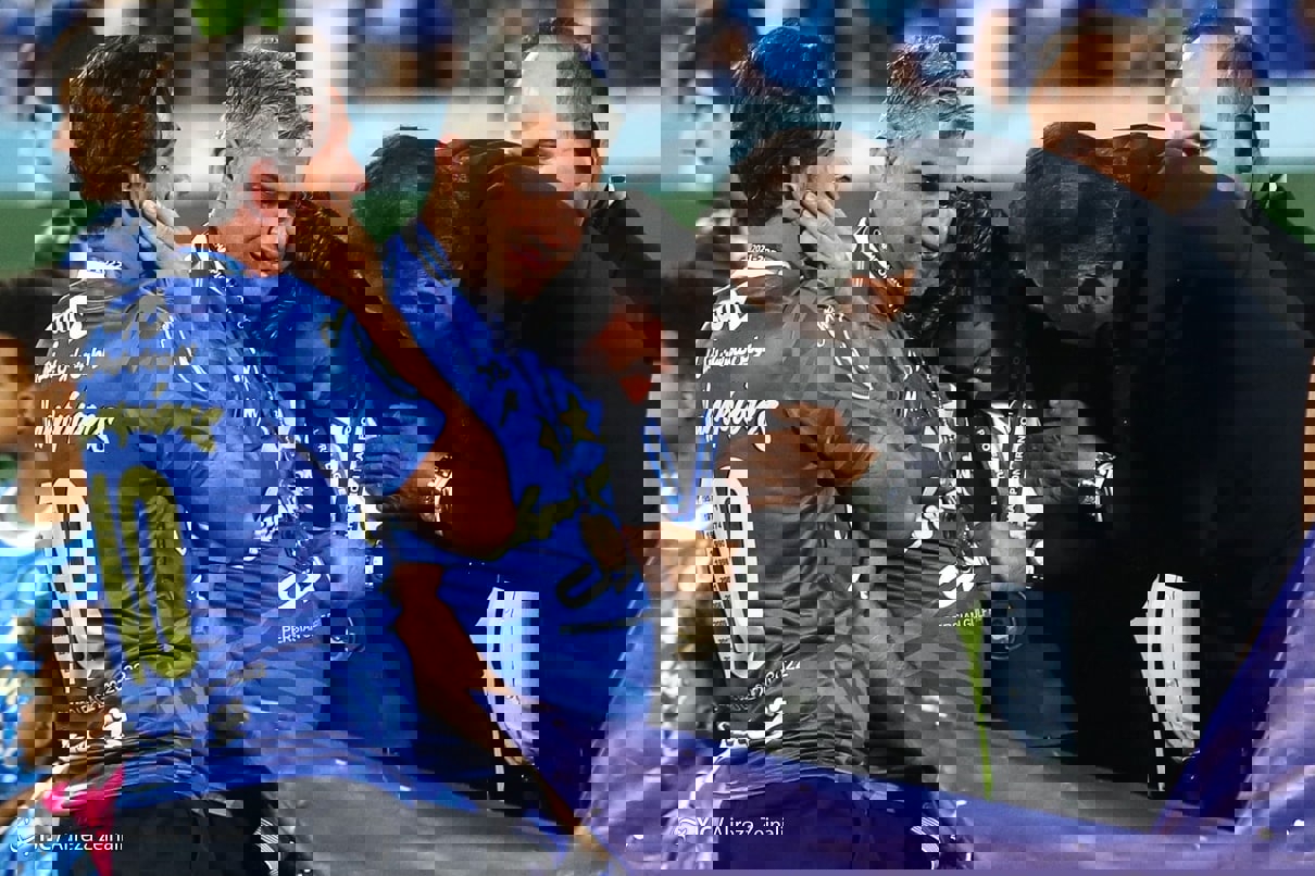 1718122