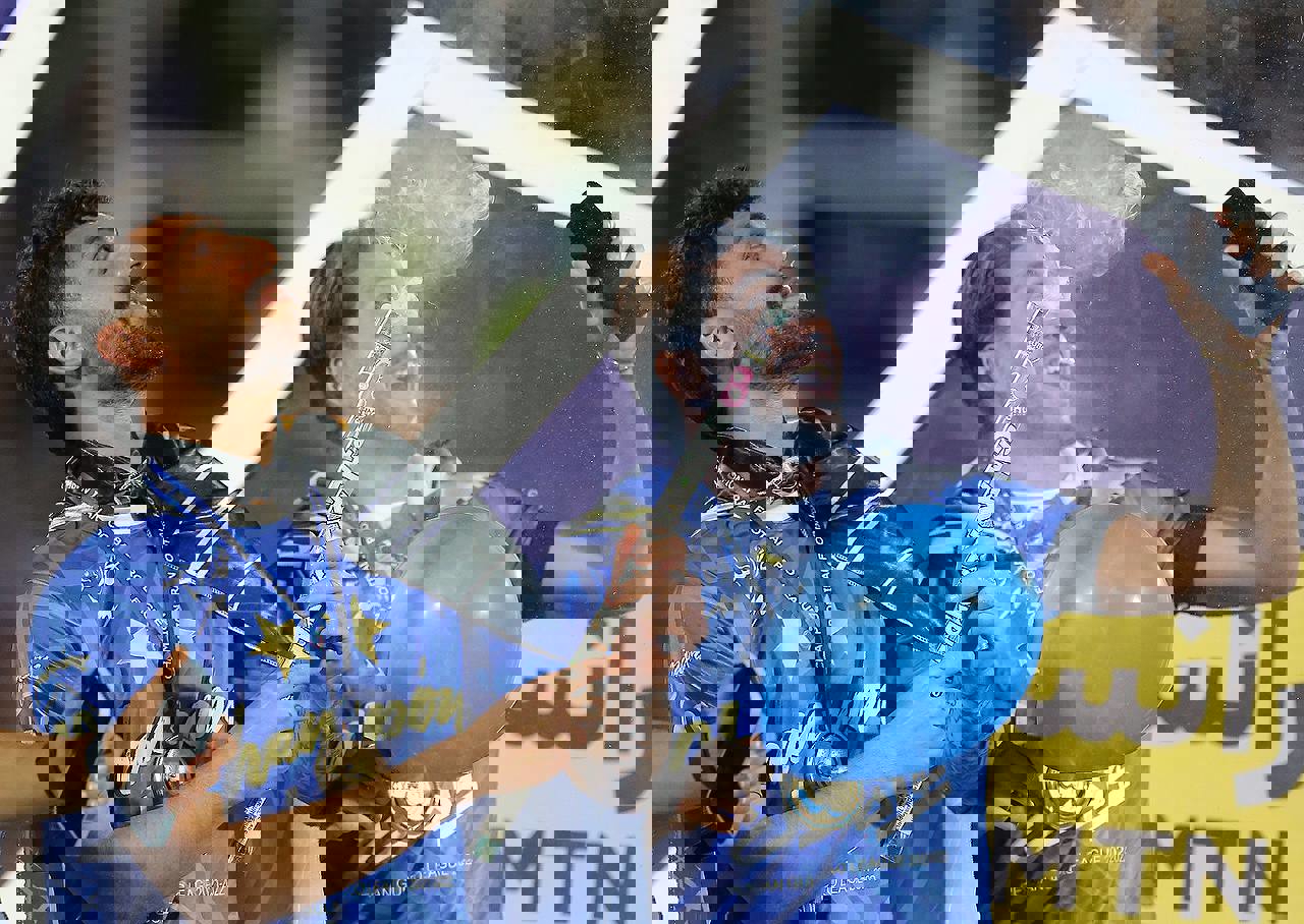 1718172