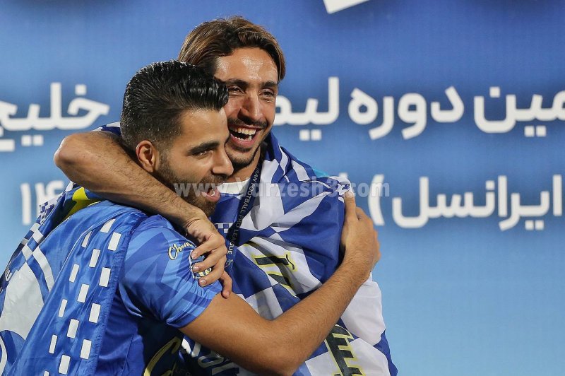 تمرین سلام نظامی بازیکنان سرباز استقلال (عکس)