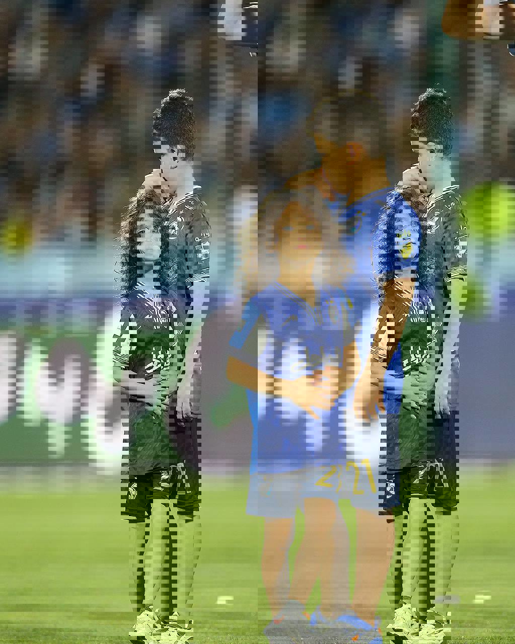 1718301