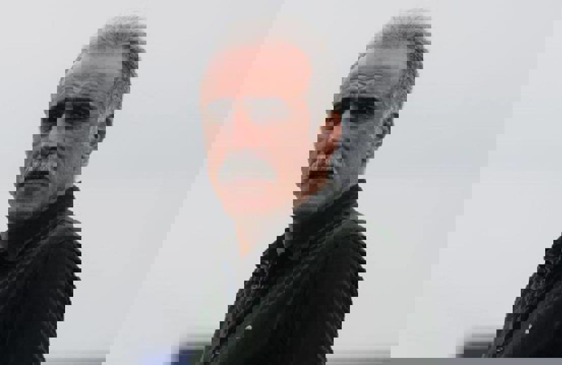 1718693