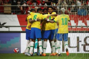 کره جنوبی 1-5 برزیل؛ میزبان در خانه له شد