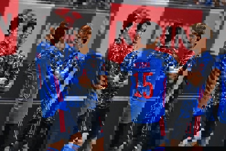 1718768