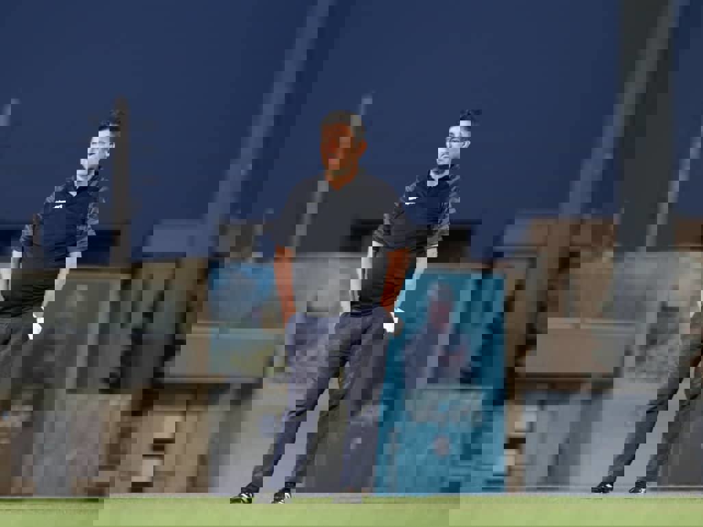 1718782