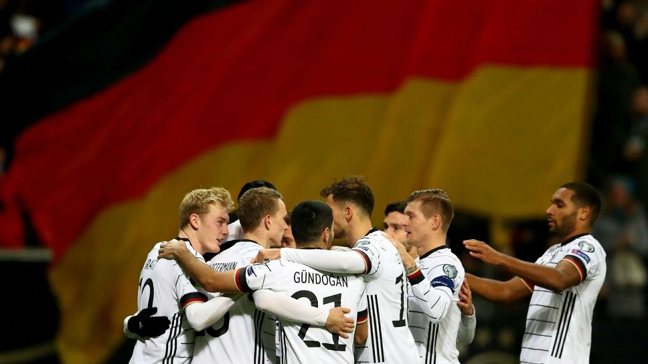 خشم آلمانی‌ها: نباید در جام جهانی بازی کنیم!