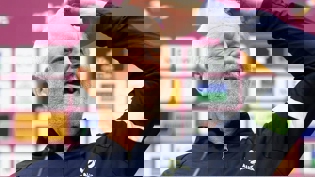 خشم سرمربی استرالیا: لیگ، تیم ملی را نابود می‌کند