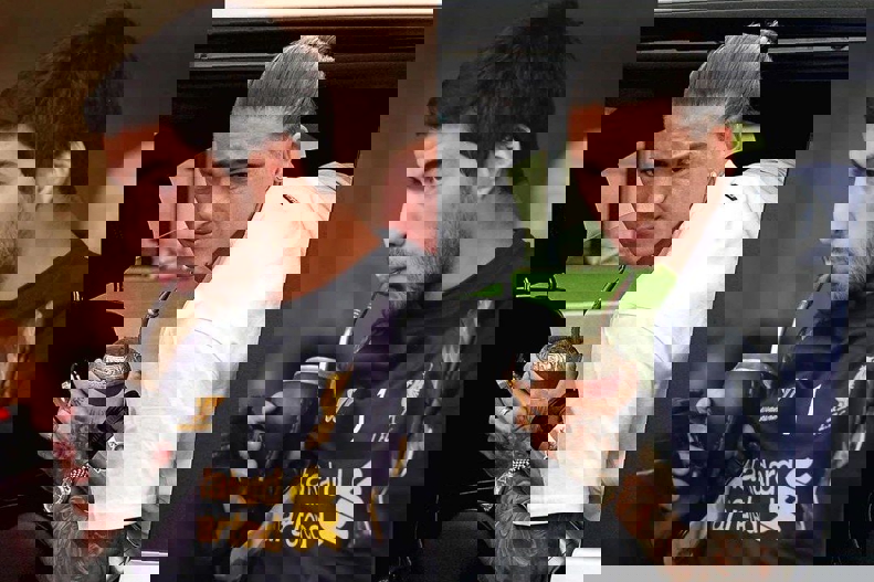1721724