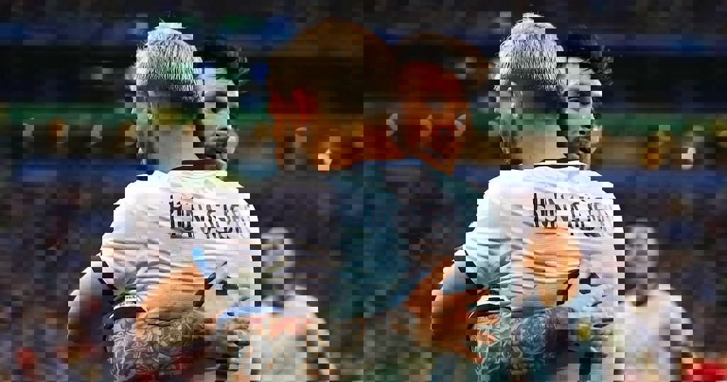 1723602