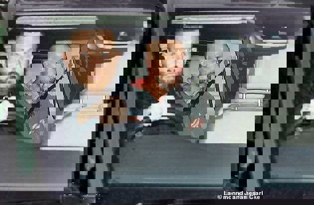 1723676