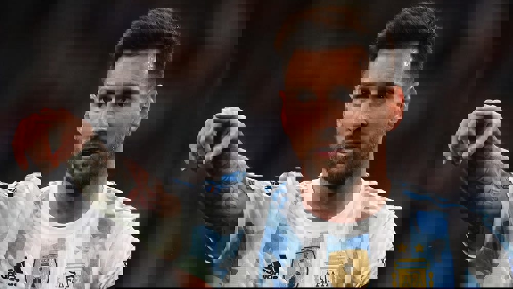 1723668