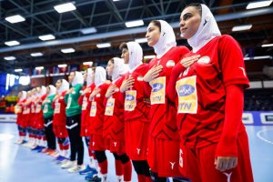 شکست دختران هندبال ایران مقابل اسلواکی