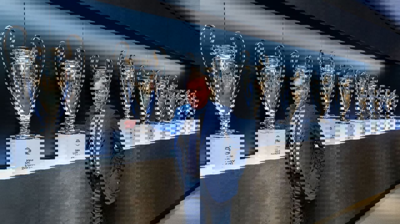 1723904