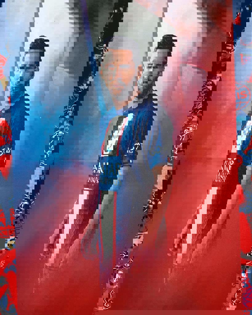 1723943