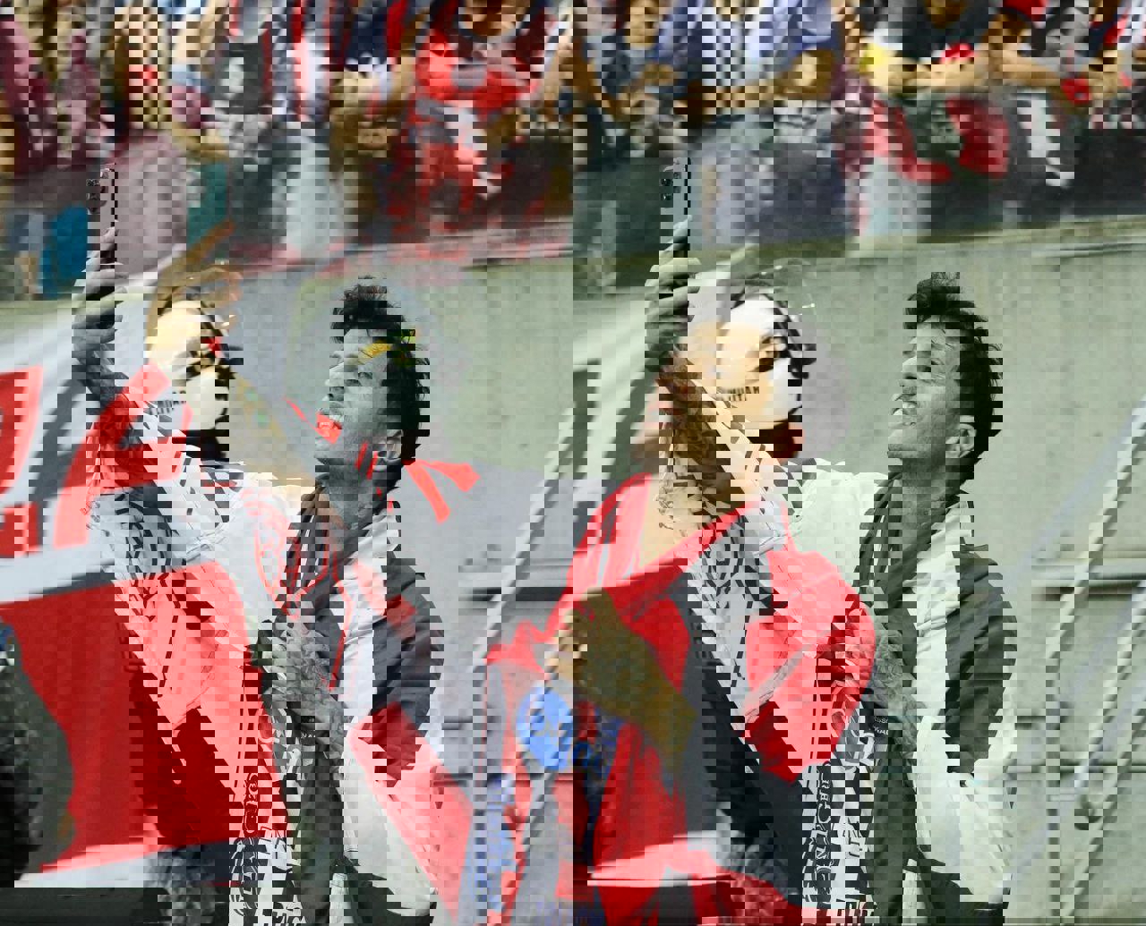 1724421